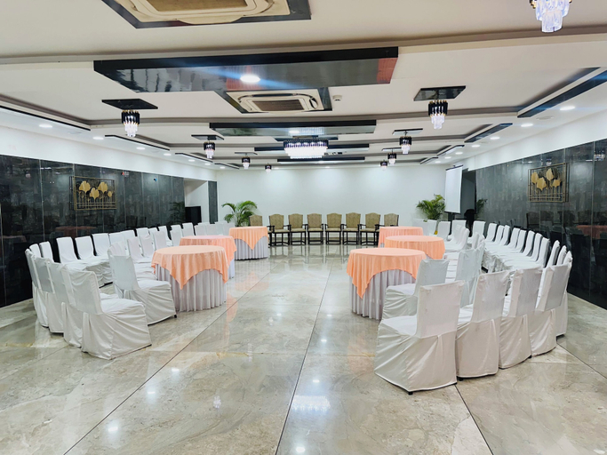 Others 4, Hotel President - Indore, Indore