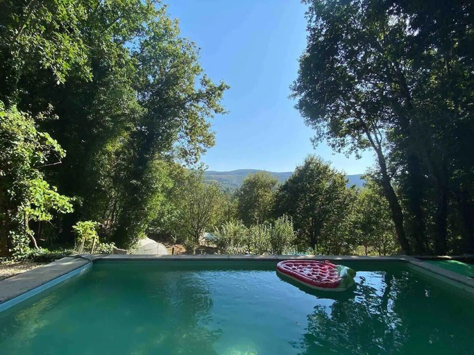 Pool, A Casa do Sol - Entire Bungalow in Vila, Vila Nova de Cerveira