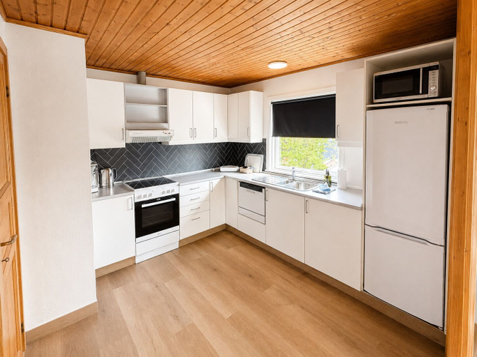 Private kitchen 4, Ocean View Apartment - Heart of Tórshavn, Tórshavn