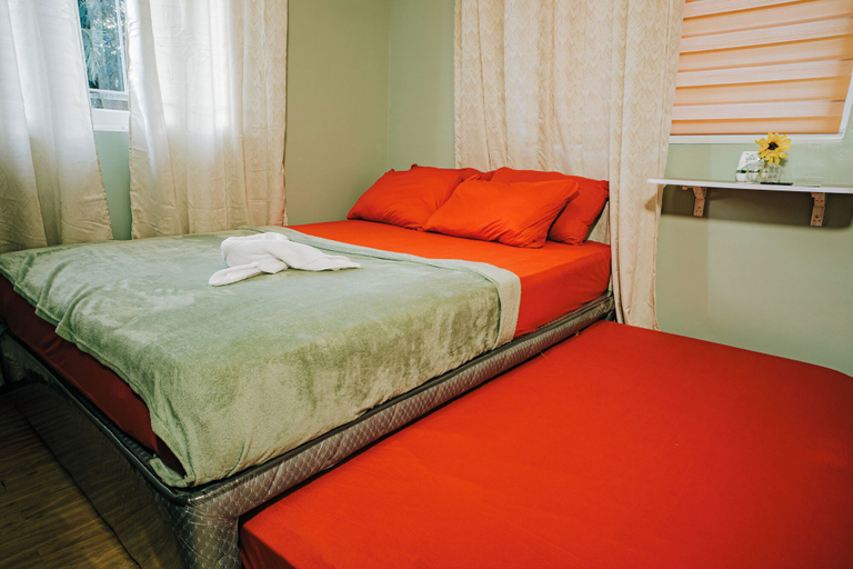 Room 2, Stylish & Serene Stay in Davao City, Davao City