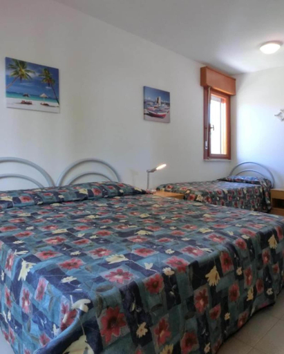 Room 4, Convenient Flat for Ideal Holidays, Udine