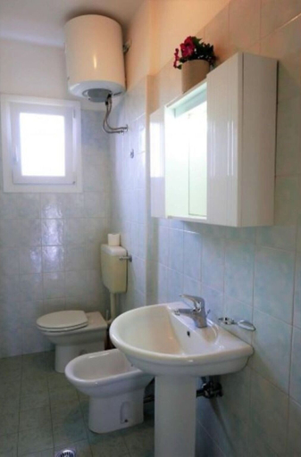 Bathroom, Convenient Flat Close to the Beach, Venezia