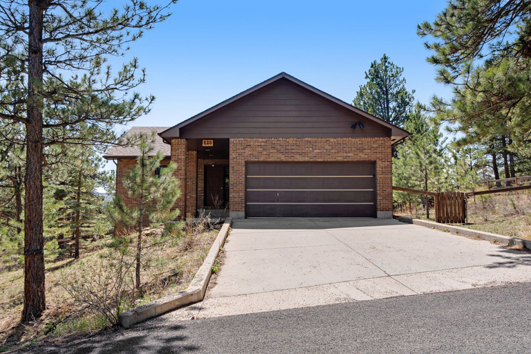 Exterior 2, Dog-friendly, Mountain-view Home With Deck & Grill, Larimer