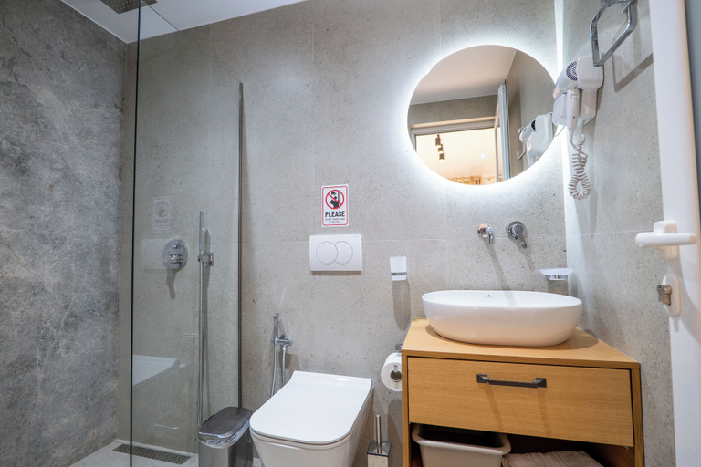 Bathroom 4, Vila Naço Ksamil, Sarandës