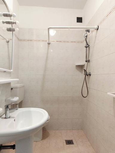 Bathroom 4, Cozy Flat With Balcony by the sea, Venezia