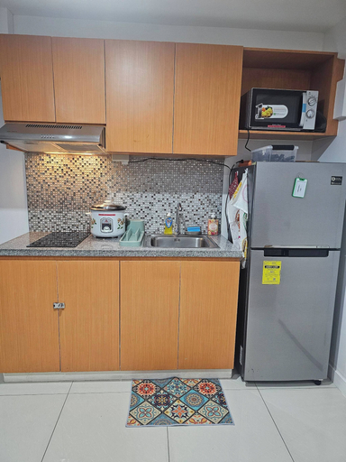 Interior 5, Casa Rosa2 2BR Loft in BGC With 55" Smart TV & 5 pax, Taguig