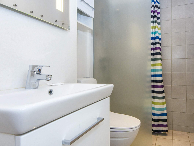 Bathroom 3, 4 person holiday park home in Glesborg, Norddjurs