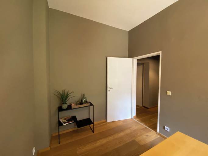 Dining room 2, Room-zimmer mit Stuck in Co-living Apart, Offenbach am Main