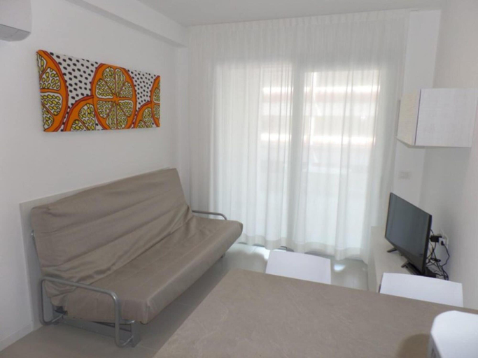 Living room, Contemporary Seafront Complex With Pool, Venezia