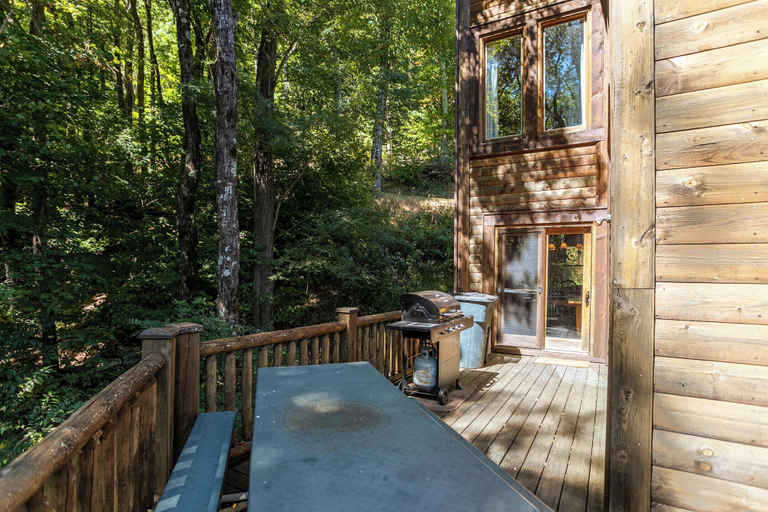 Interior 5, Acorn Lodge With hot Tub, Pool Table, Watauga