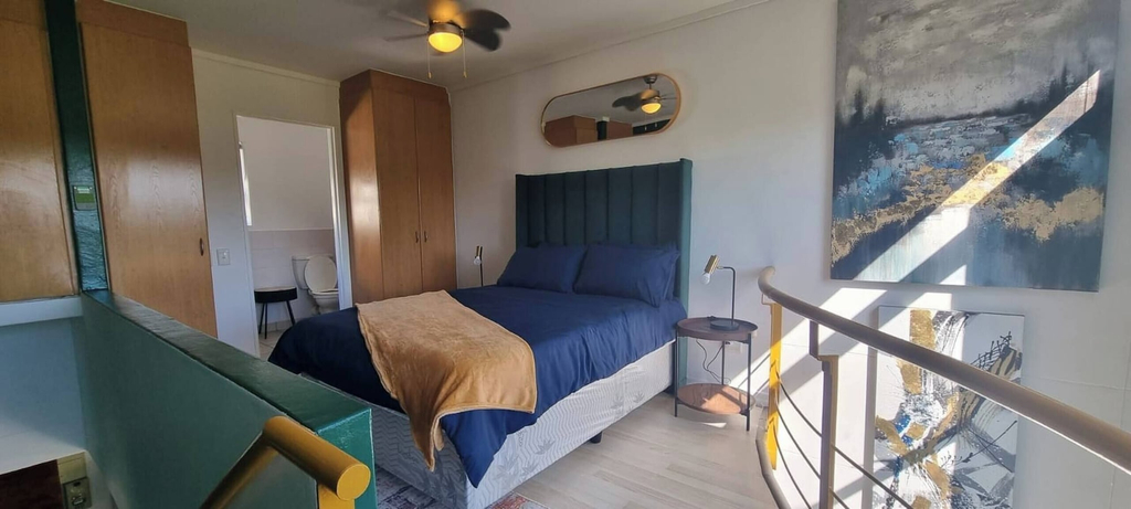 Room 4, Luxurious Green Riverside Loft apartment, City of Cape Town