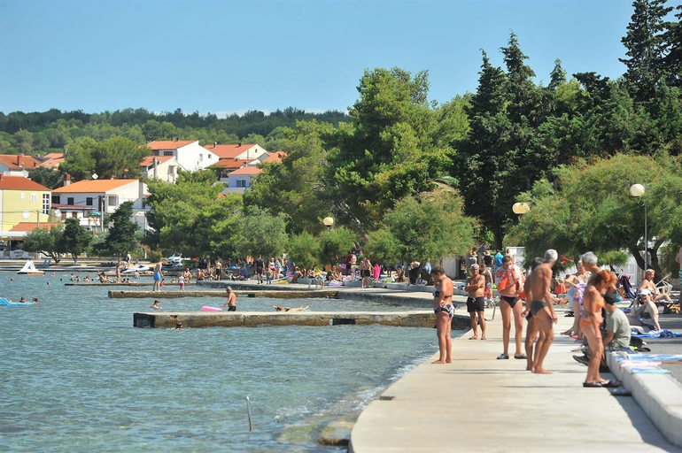 Others 3, Enzo Apartment With Air-condition and Wi-fi, Zadar