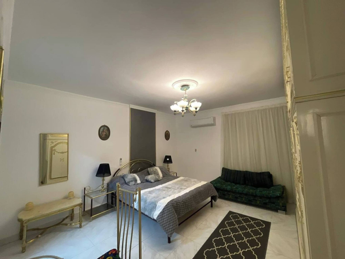 Room 2, Spacious 3-bedroom Apartment With Balcony in Abbas el Akkad With City View, Nasr City 1