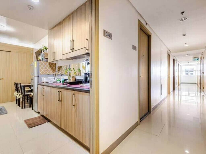 Private kitchen, The Golden Shore Suites, Pasay City