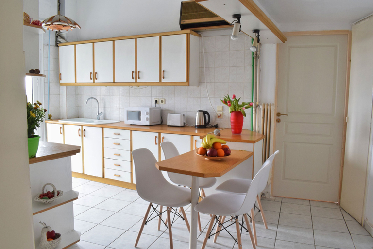 Interior 4, 4-bedroom Athens Smart Stay - Base Rate - Extra Customisable, Attica