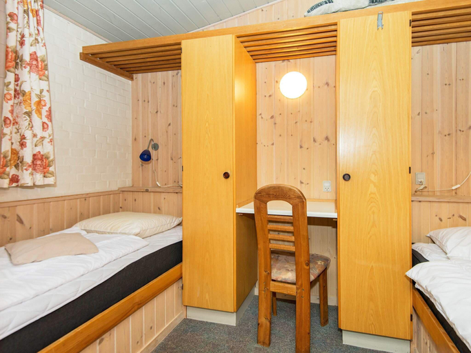 Bedroom 2, 6 person holiday home in Henne, Varde