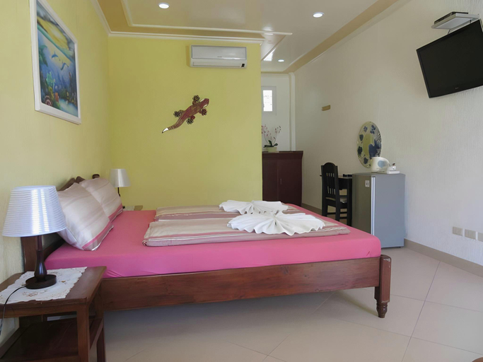 Bedroom 2, Malapascua Garden Resort, Daanbantayan