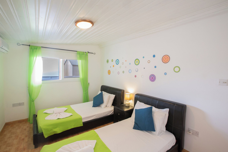 Room 5, Protaras Holiday Villa Ds54, 3 Bedroom Villa in the Center