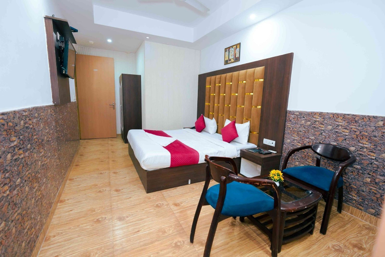 Room 3, B & B International Hotel, Delhi