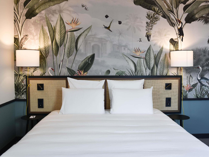 Bedroom 3, Hôtel Mercure Le Mans Batignolles, Sarthe
