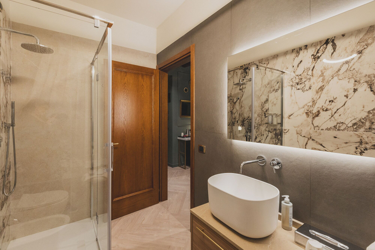 Bathroom 5, Hotel Villa il Patriarca, Siena