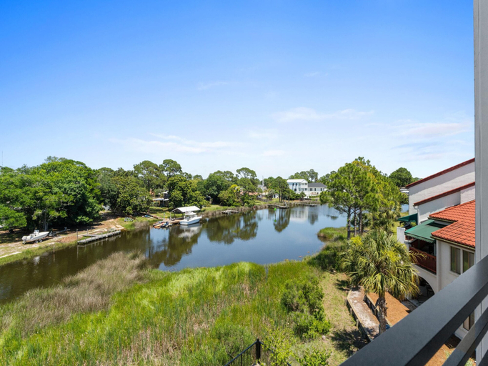 Property amenity 4, 3010 Whispering Sand C, Bay
