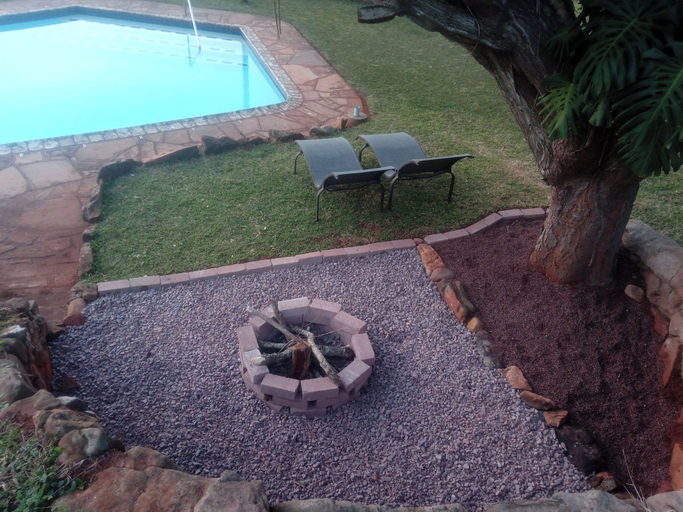 Sport & Beauty 3, Crest Farm - Self-catering 2-bedroom, Wi-fi, Views, Swiming Pool, eThekwini
