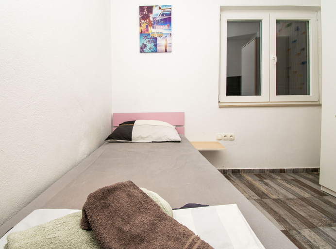 Room 5, Apartment Lazy Dayz Pool, Trogir