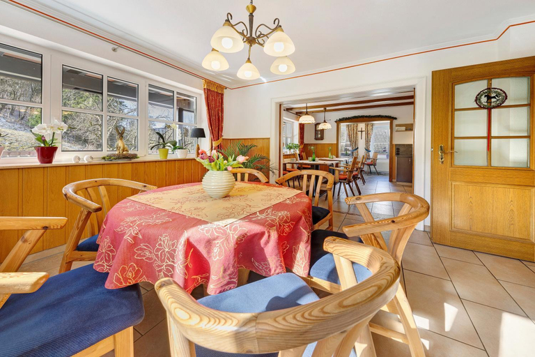 Food & Drinks, Lauras - Landhauspension, Hochsauerlandkreis