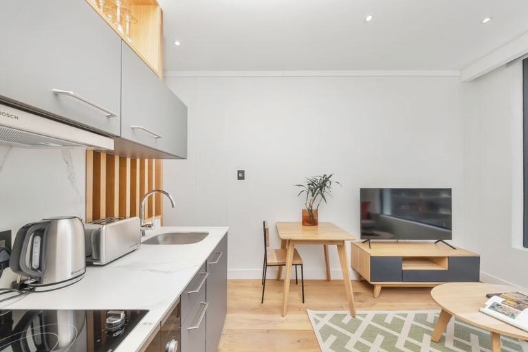 Others 5, Studio With City Views, City of Cape Town