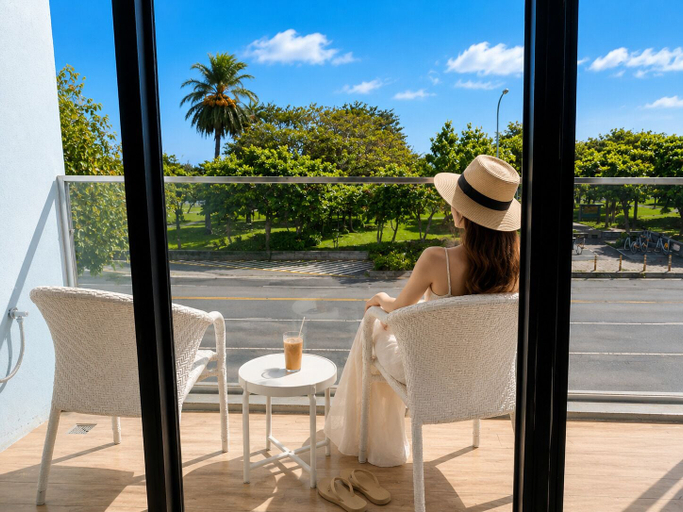 Others 5, Azure Inn, Pingtung