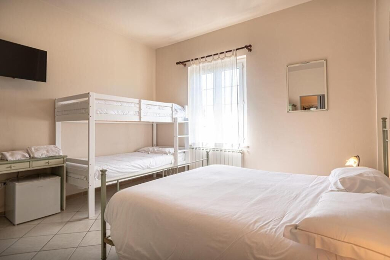 Bedroom 2, Agriturismo Torre Quadrana, Perugia