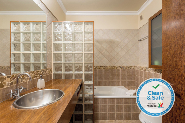 Bathroom 4, Moradia Ricardo - Gale Beach, Albufeira