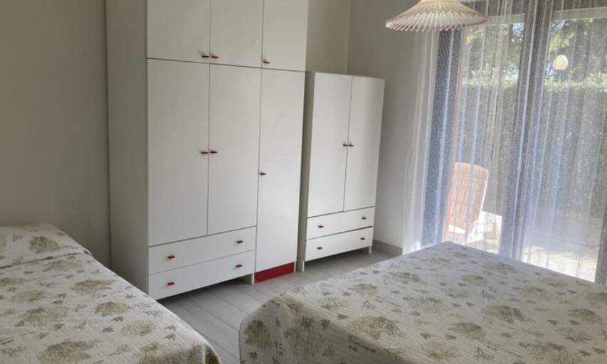 Room 4, Coastal Flat With Shared Pool, Udine