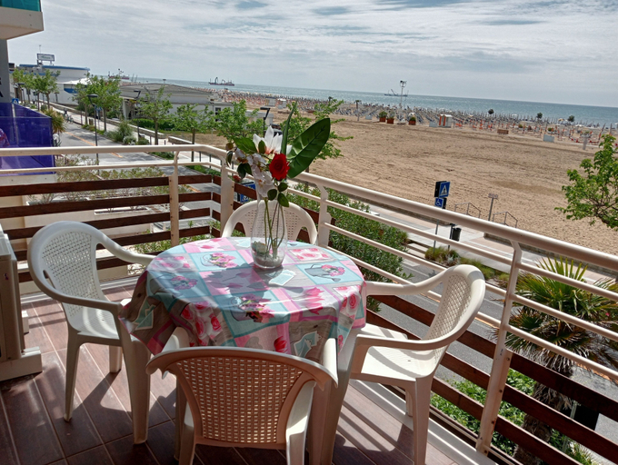 Balcony, Beachfront Modern Flat With sea View, Venezia