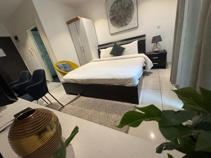 Room 2, Red Apple Haven, Accra