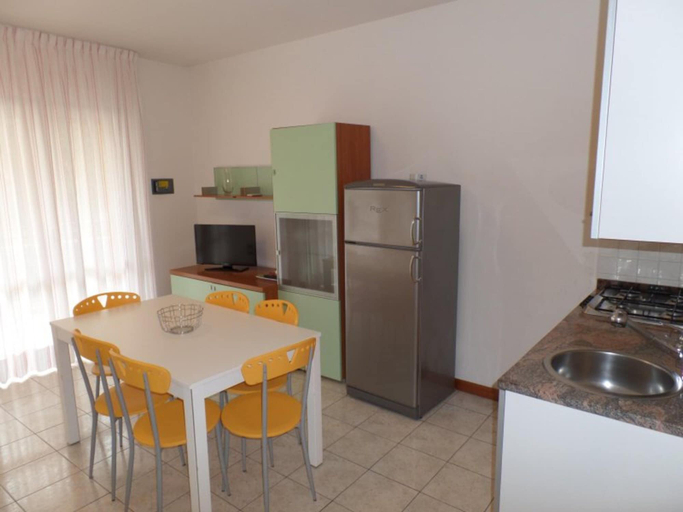Interior 2, Comfortable Vacation Retreat for Five Guests, Venezia