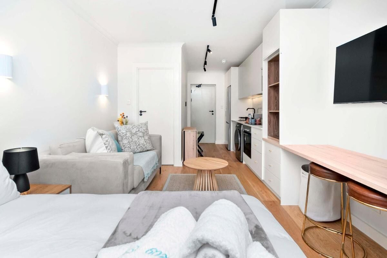 Living room 5, Luxurious Sea Point Studio Apartment, City of Cape Town
