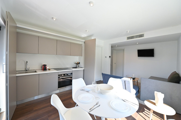 Dining room 2, Modern Concept Suite Crocetta 4 in Lugano, Lugano