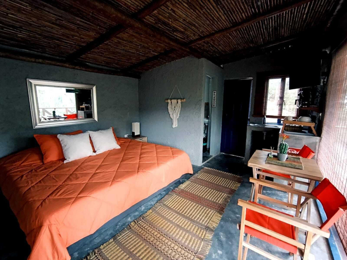 Room 5, Mama Anza's House in a Magical Mountain!, Floridablanca