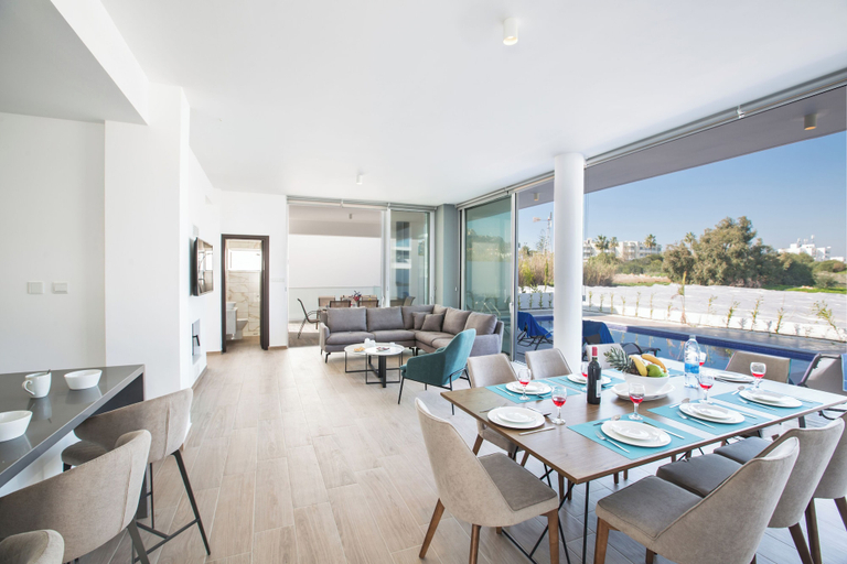 Others 5, Villa Prol17, Exquisite 5bdr Villa With Pool, Close to Fig Tree Bay Beach