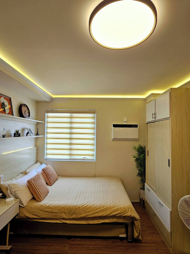 Room, Room-cozy Cebu City Condo - Heart of the, Cebu City