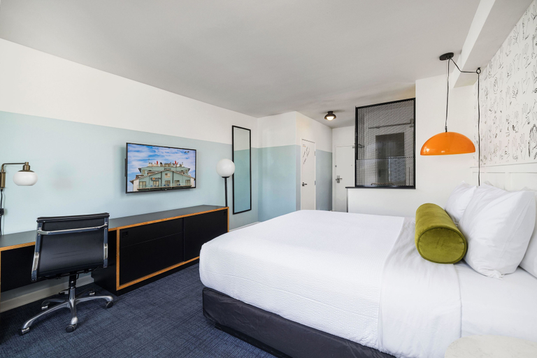Bedroom 3, Hotel Erwin Venice Beach, Los Angeles