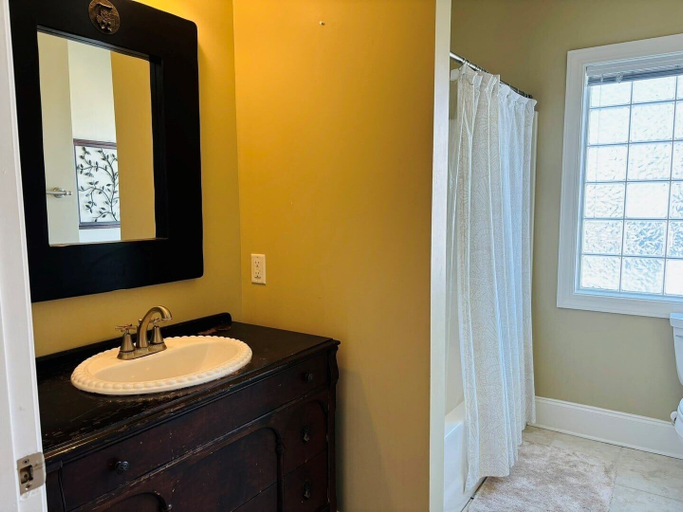 Bathroom 3, Blue Pelican / 878 Ocean Blvd West 4 Bedroom Home, Brunswick