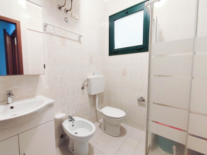 Bathroom, Relaxing Flat With Pool Access, Venezia