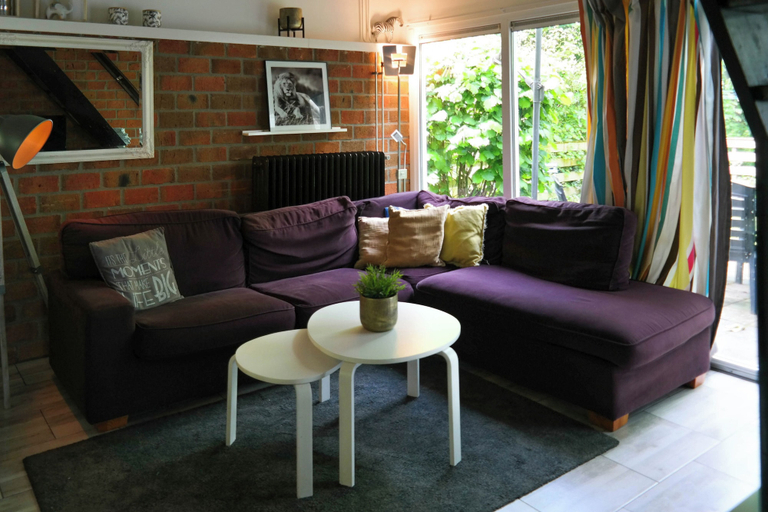 Living room, Charming Bungalow in Oostmahorn, Netherlands - Perfect for Nature Lovers, Dongeradeel