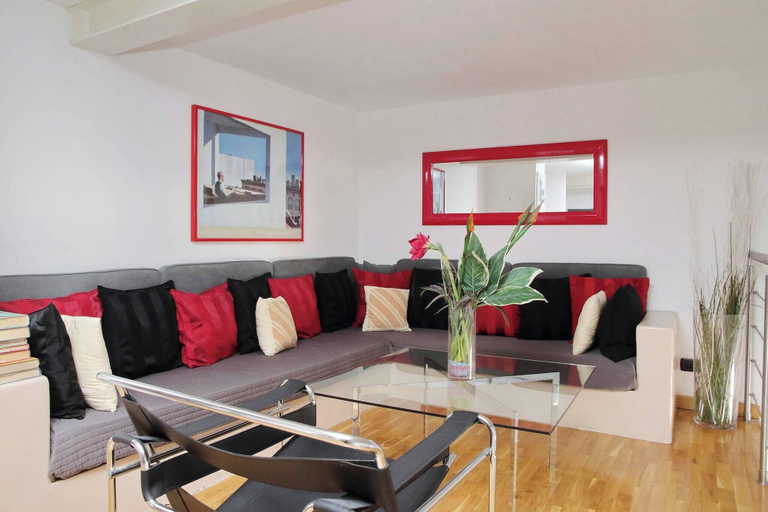 Living room 2, Historic Center Rome Colosseum 2BR 2BA Metro, Rome