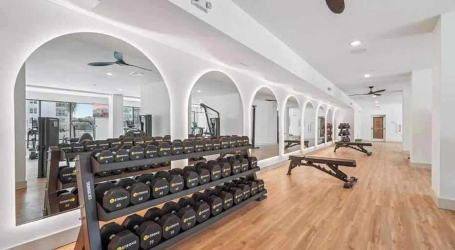 Exterior 5, Landing Spectacular 1bd, Gym, Clubhouse, Bexar