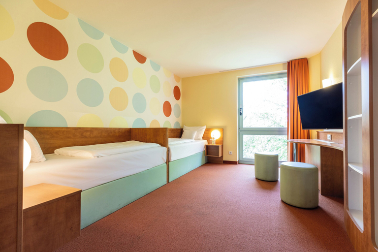 Bedroom 3, Raststättenhotel Holledau, Pfaffenhofen an der Ilm