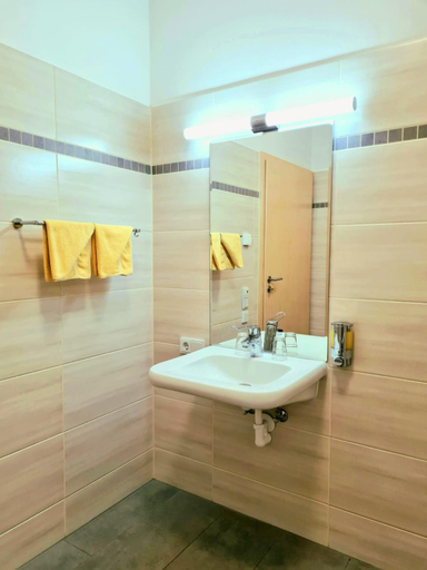 Bathroom 3, Pension RoBi, Erding